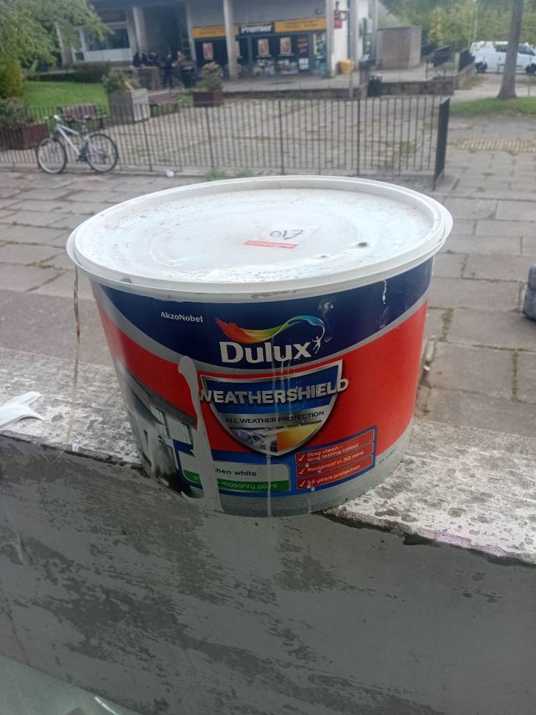 Wearherseal Dulux masonry paint 10L