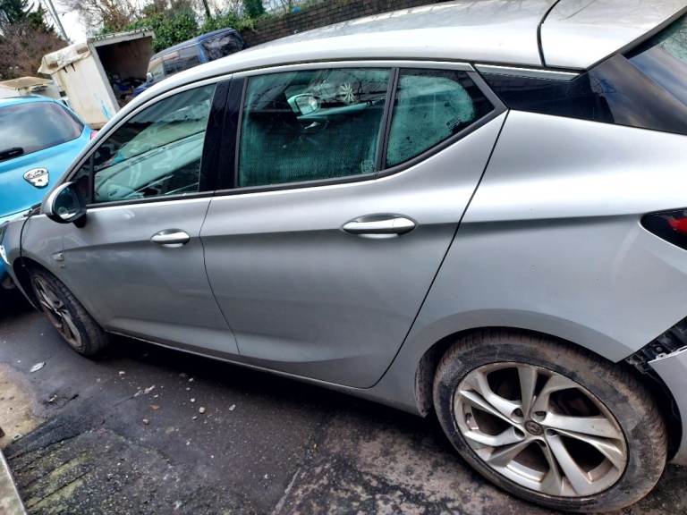 Vauxhall Astra K for breaking 