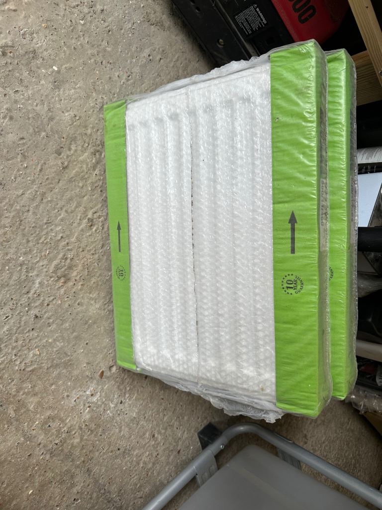 New Comap Radiator 500/11/400 – White, Still in Packaging