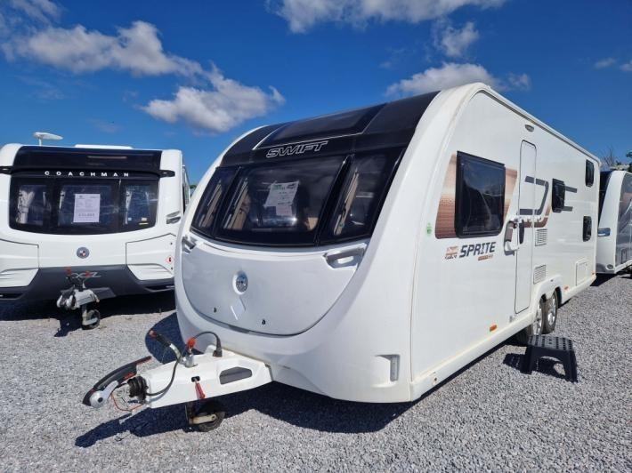 2022 Sprite Super Quattro DB Used Caravan