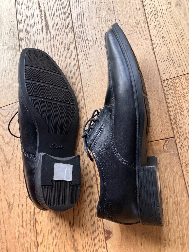 Clarks Men’s formal shoes - black - size 10