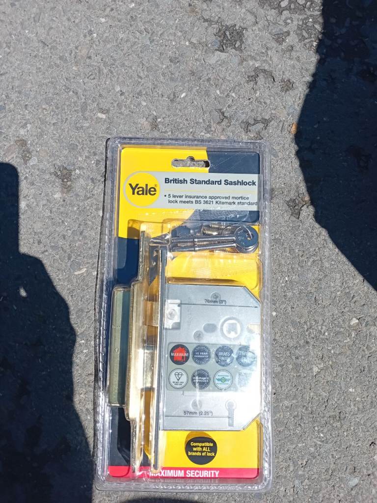 Yale British Standard Sashlock 