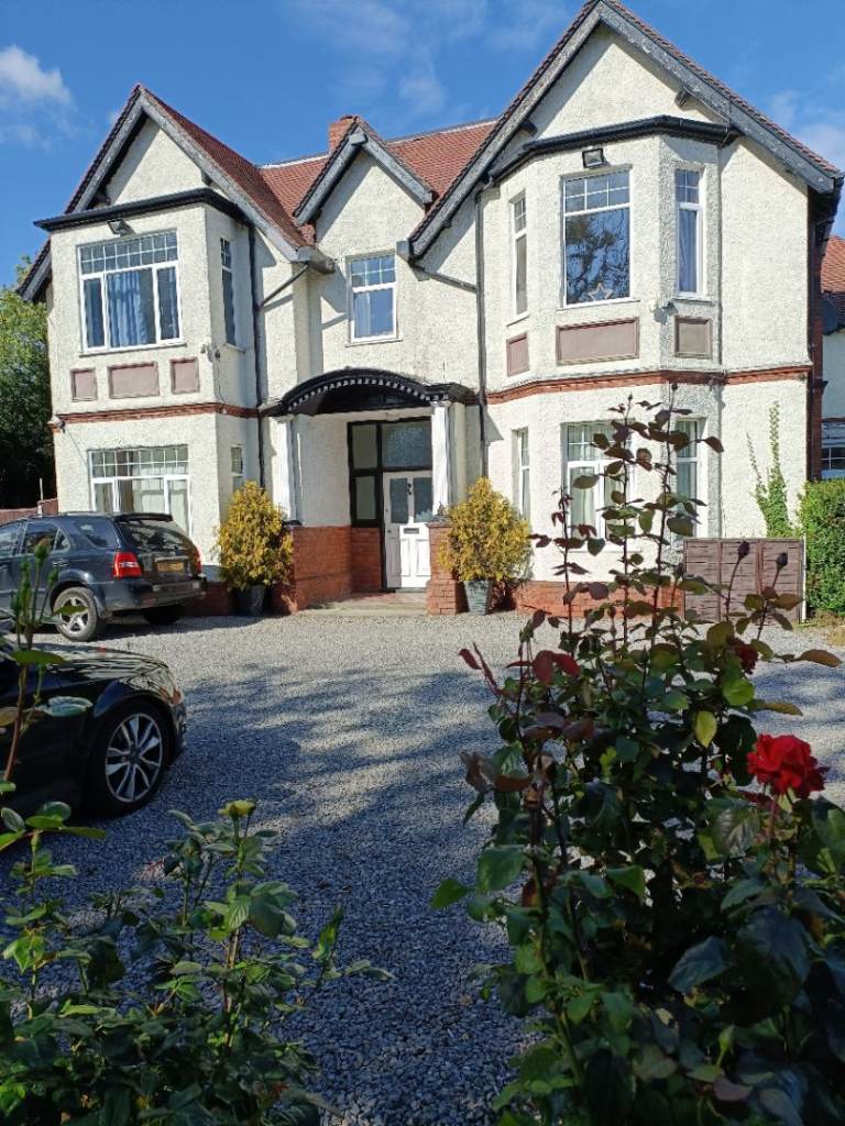 Self Contained One Bedroom Flat