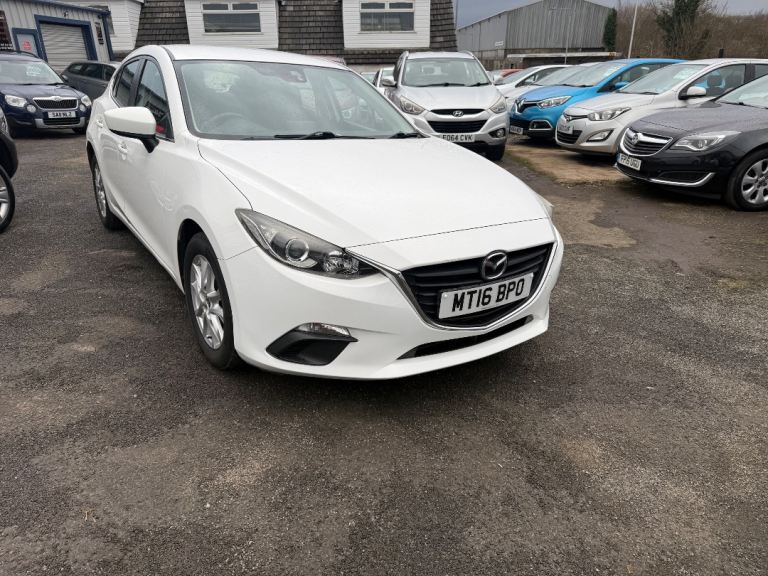 2016 Mazda 3 SE-Nav 2.2 Diesel Sky-Active Technology 87,000 Miles 1 years mot £20 a year