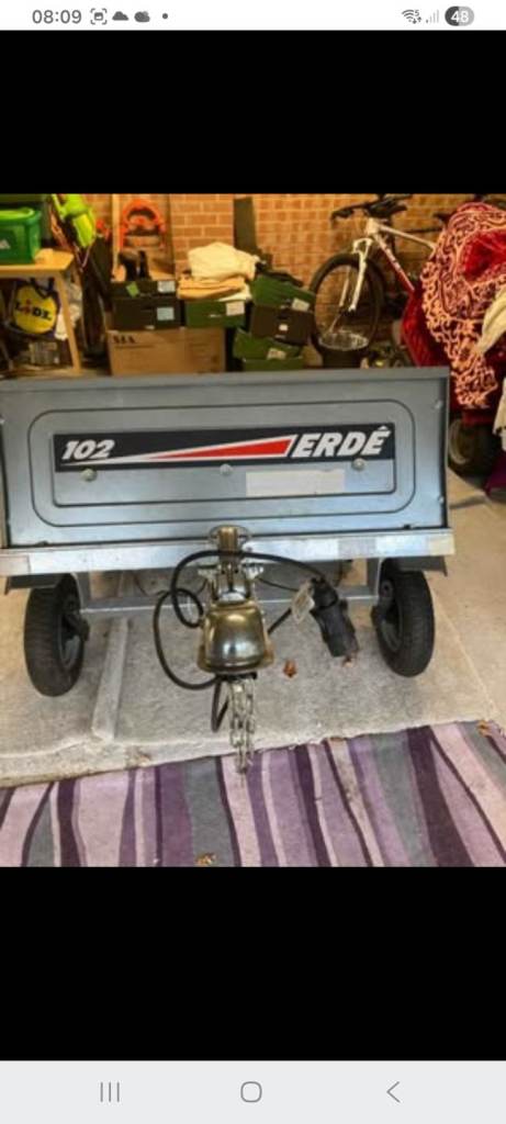 Erde 102 Trailer