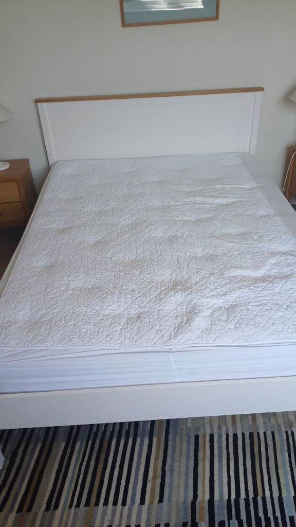 White John Lewis Shaker Style Double Bed Frame with Wooden Headboard – Good Condition