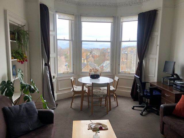 Morningside: refurbished 3 bedroom HMO flat