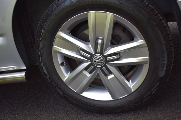 2018 18 VOLKSWAGEN TRANSPORTER 2.0 TDI T32 BLUEMOTION TECH HIGHLINE KOMBI DOUBLE