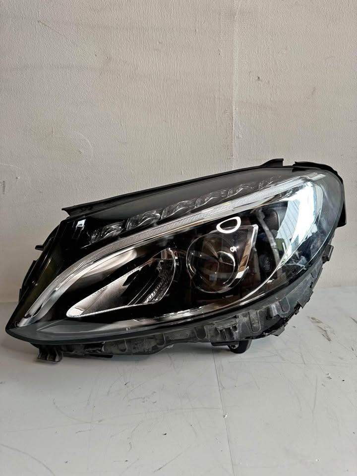 GENUINE OEM Mercedes C Class W205 High Performance Passenger Side Left LED Headlight 15-18