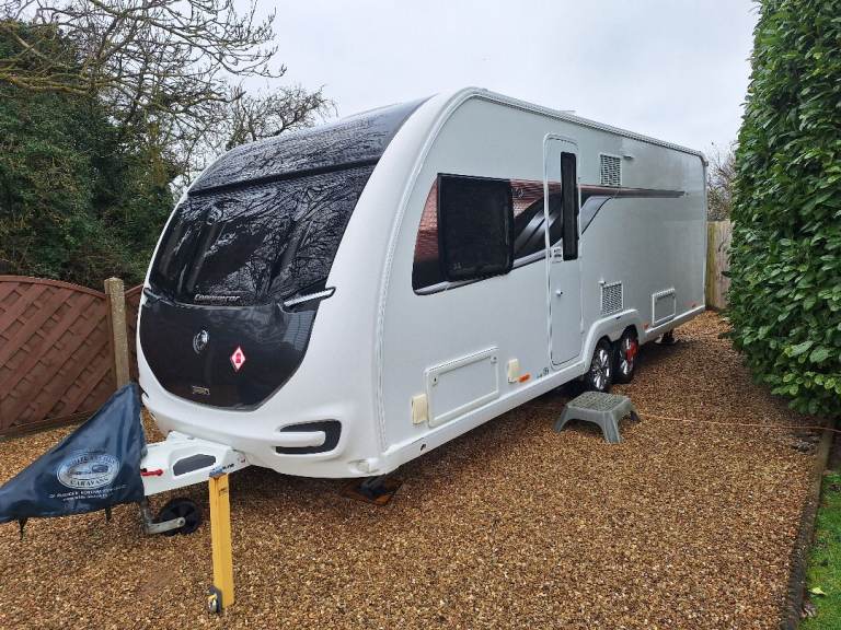 2018 Swift Conqueror 645