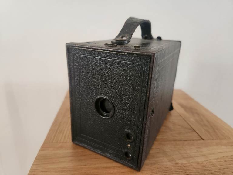 Vintage Kodak No.2 Brownie Box Camera – Eastman Kodak – Rochester NY – Camera