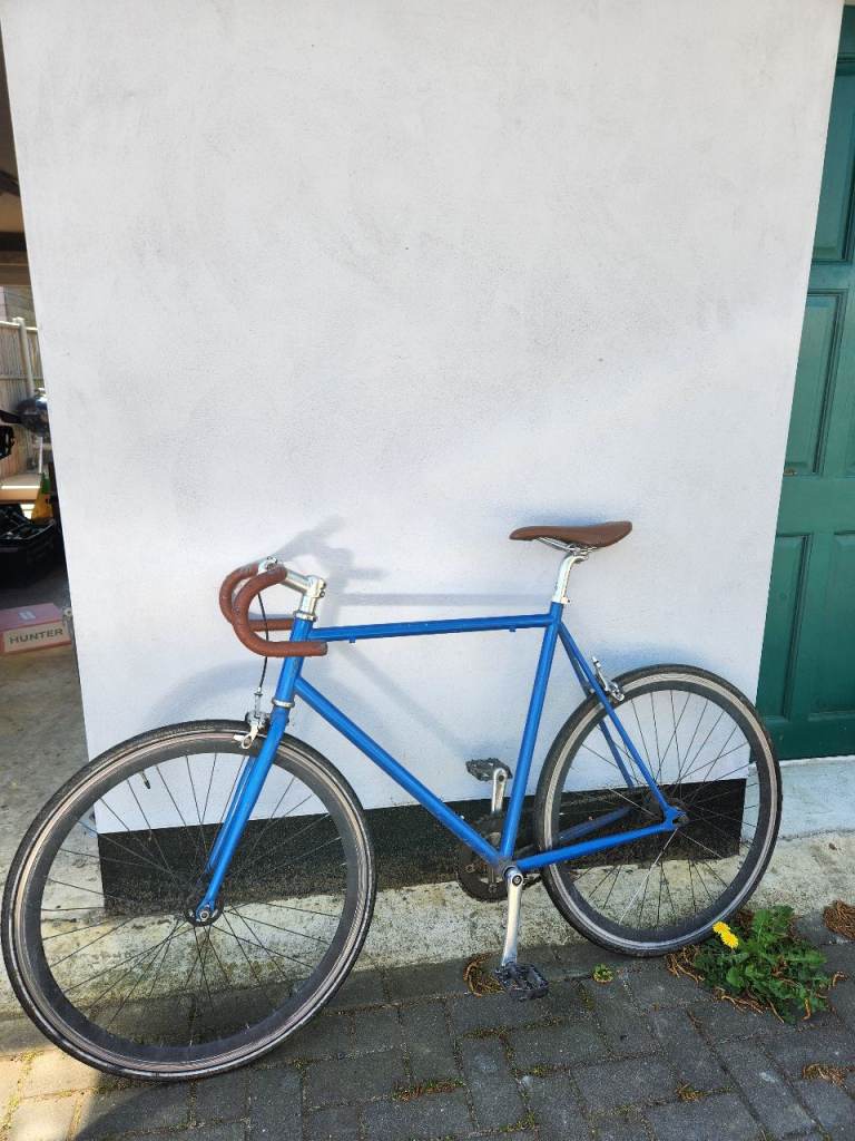 Single speed / fixed gear bike – flip flop hub – blue