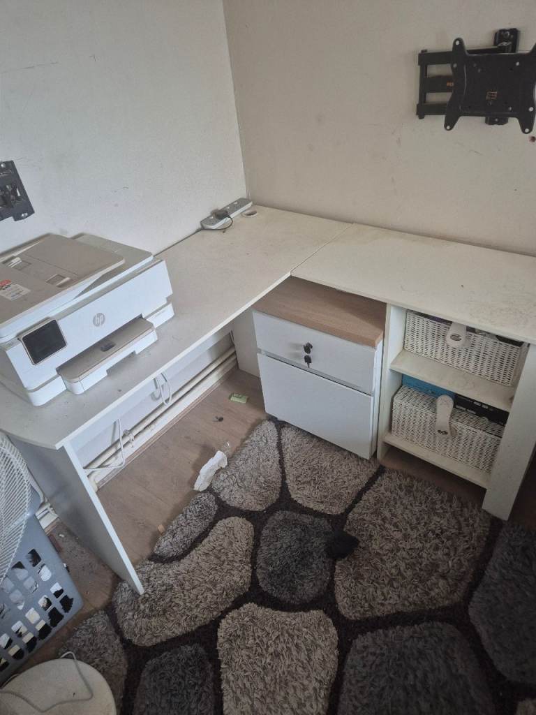 Office desk