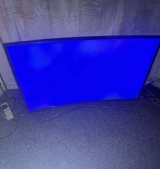 Samsung 49inch curve tv 