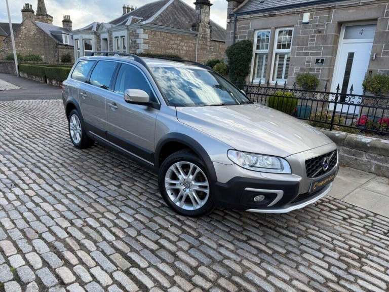 2015 Volvo XC70 D5 [220] SE Lux 5dr AWD Geartronic ESTATE DIESEL Automatic