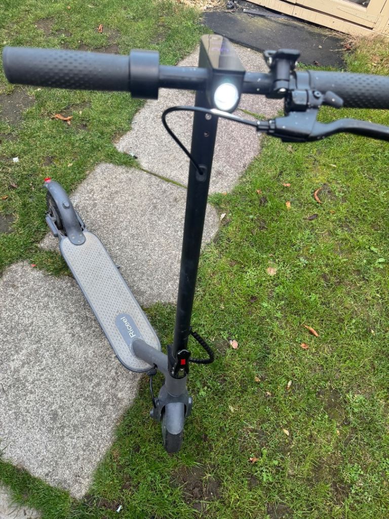 Riceel Electric Scooter – Grey, Good Condition