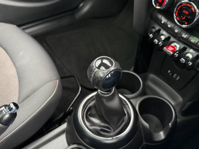 2015 15 MINI HATCH 1.5 COOPER HATCHBACK 5DR PETROL MANUAL EURO 6 (S/S) (136 PS)