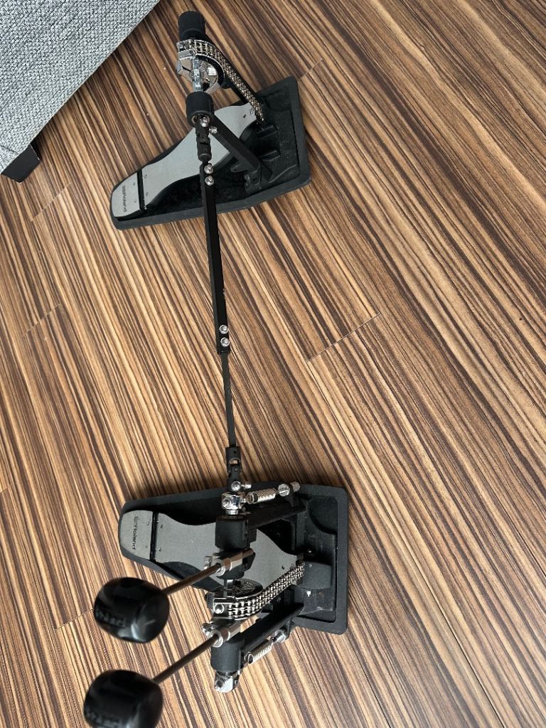Roland double bass drum pedal set 