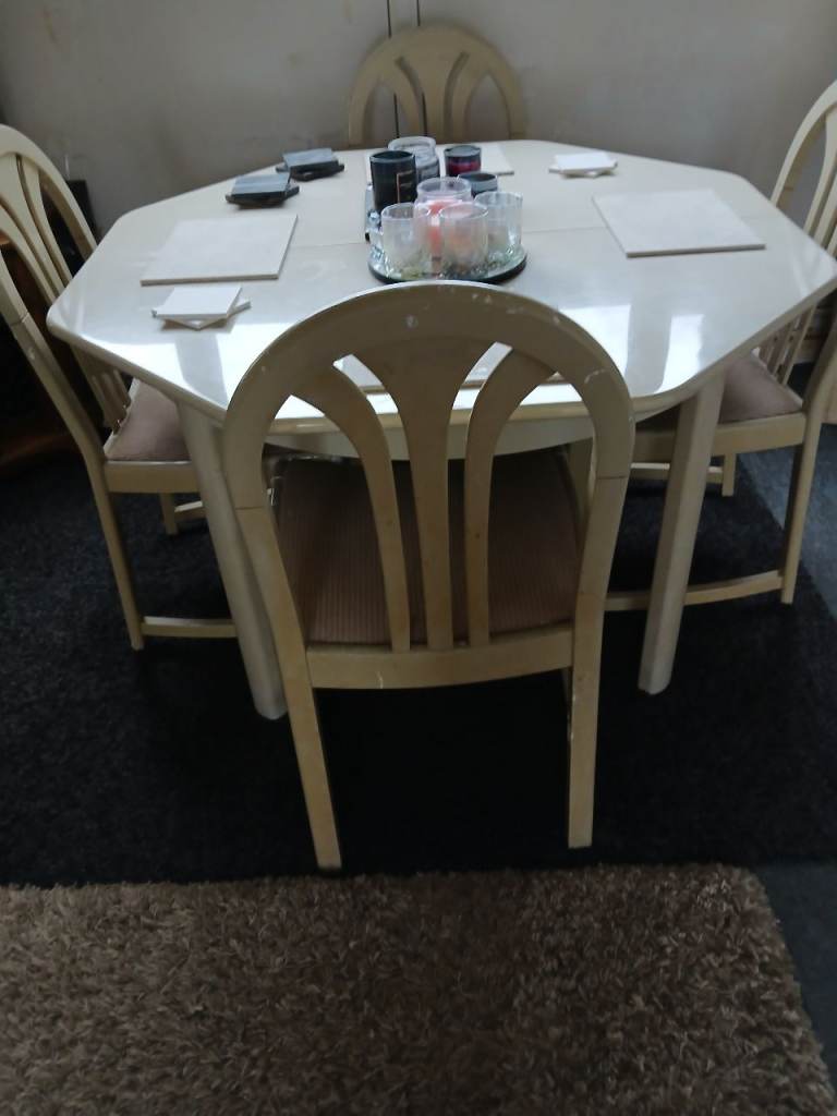 Table and chairs for swap Tunbridge wells 