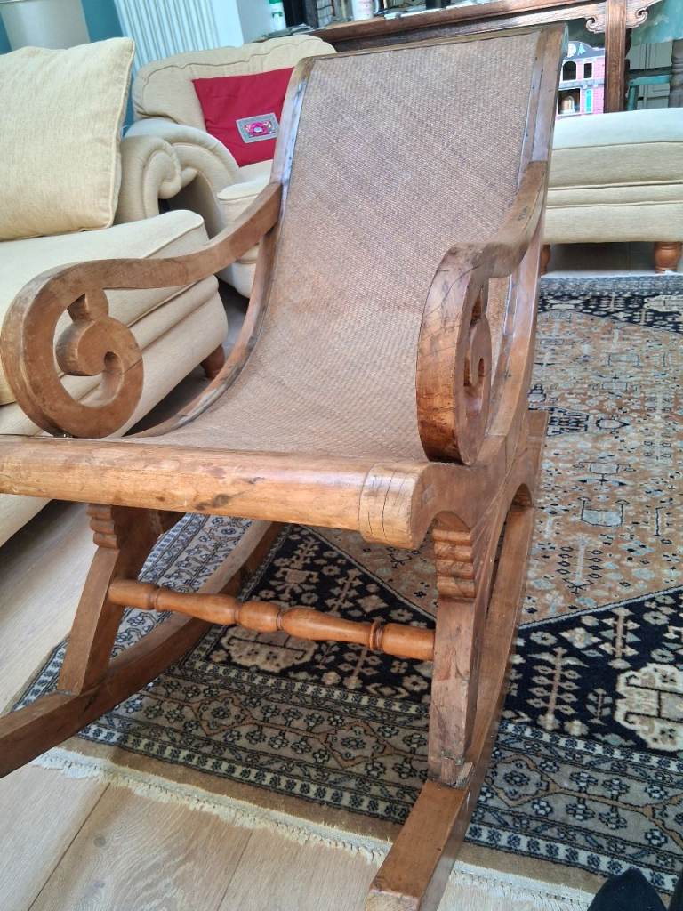 1920's Shanghainese Arts Deco Rocking Chair