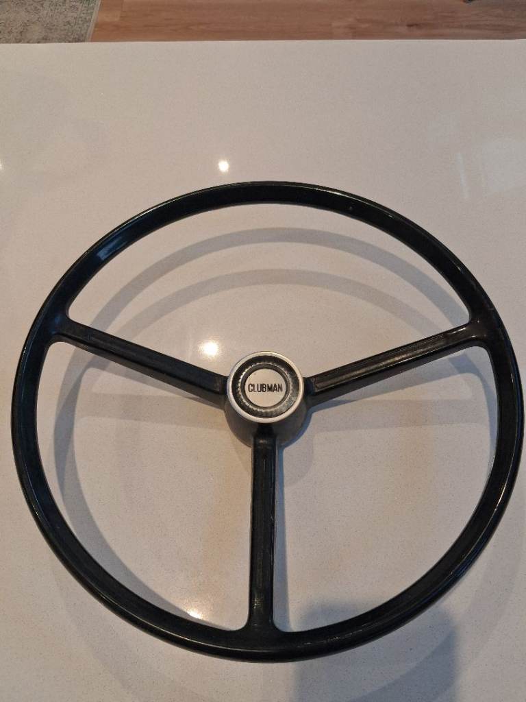 Classic mini 3 spoke steering wheel 