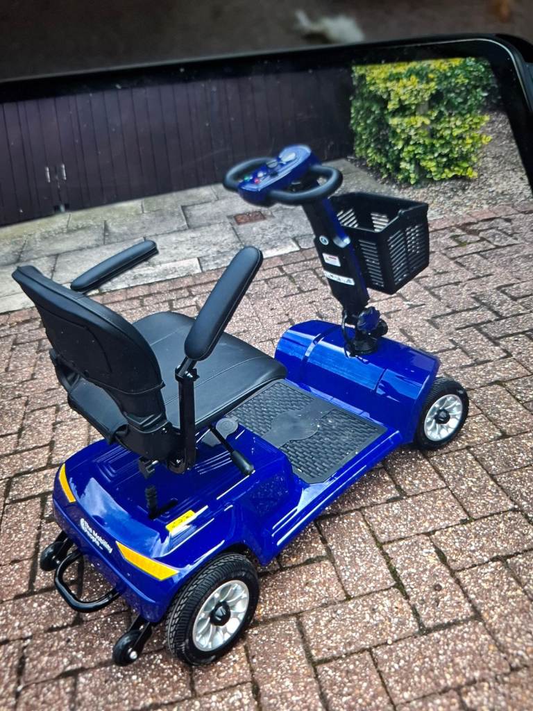 Fold up mobility scooter fold up 