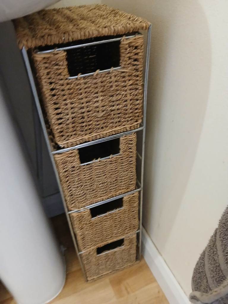4-Tier Woven Storage Unit with Metal Frame