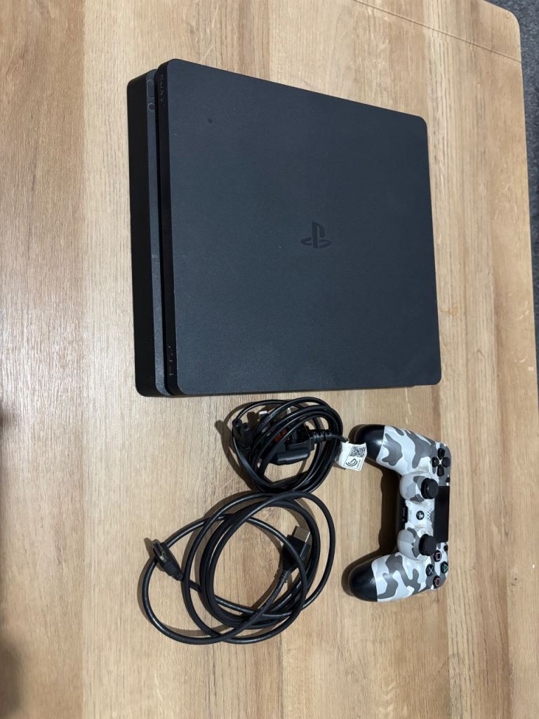 PS4 Slim 1TB