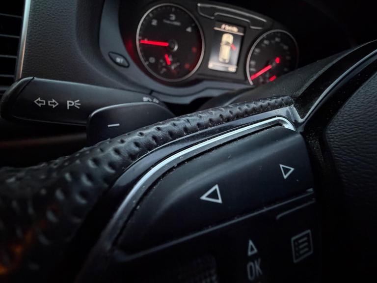 2015 Audi Q3 2.0 TDI S line S Tronic quattro Euro 6 (s/s) 5dr ESTATE Diesel Automatic