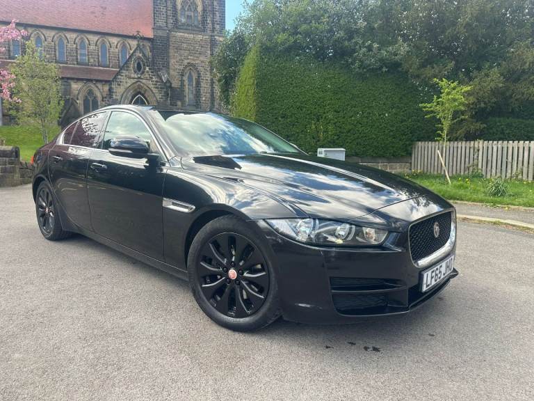 2015 jaguar XE 2.0D £20 Tax Ulez compliant euro 6 full leather Interior heated seats 
