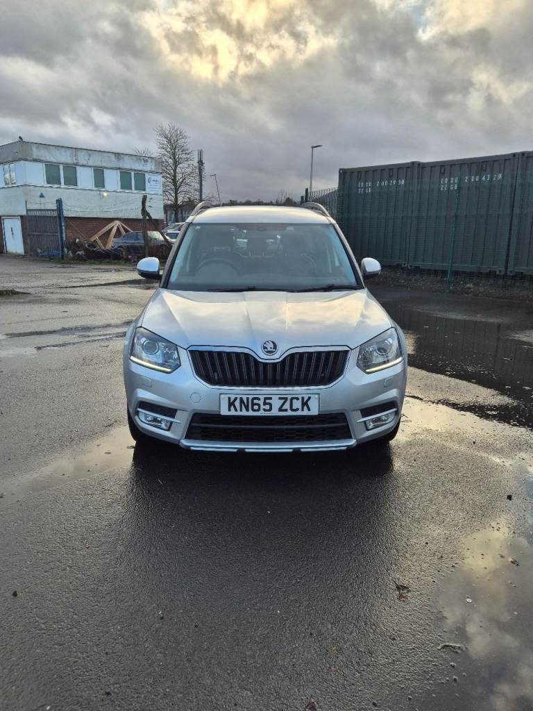 Skoda, YETI, Hatchback, 2015, Manual, 1197 (cc), 5 doors