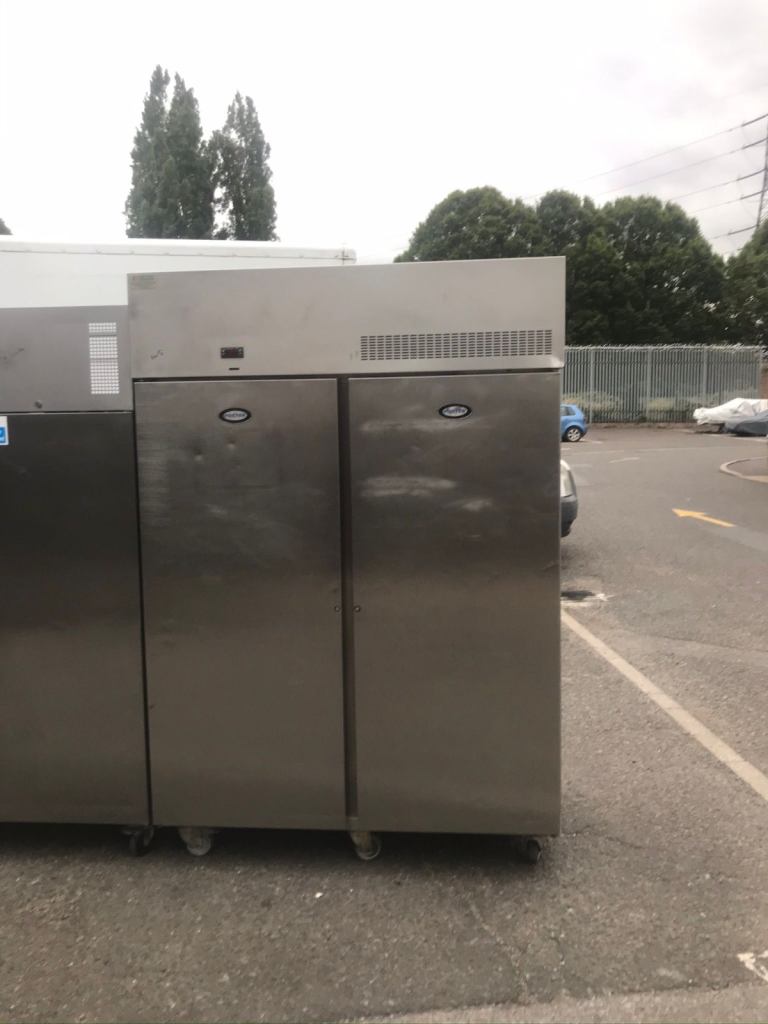 Commercial double door foster Williams fridge fully serviced cafeteria shop restaurant 