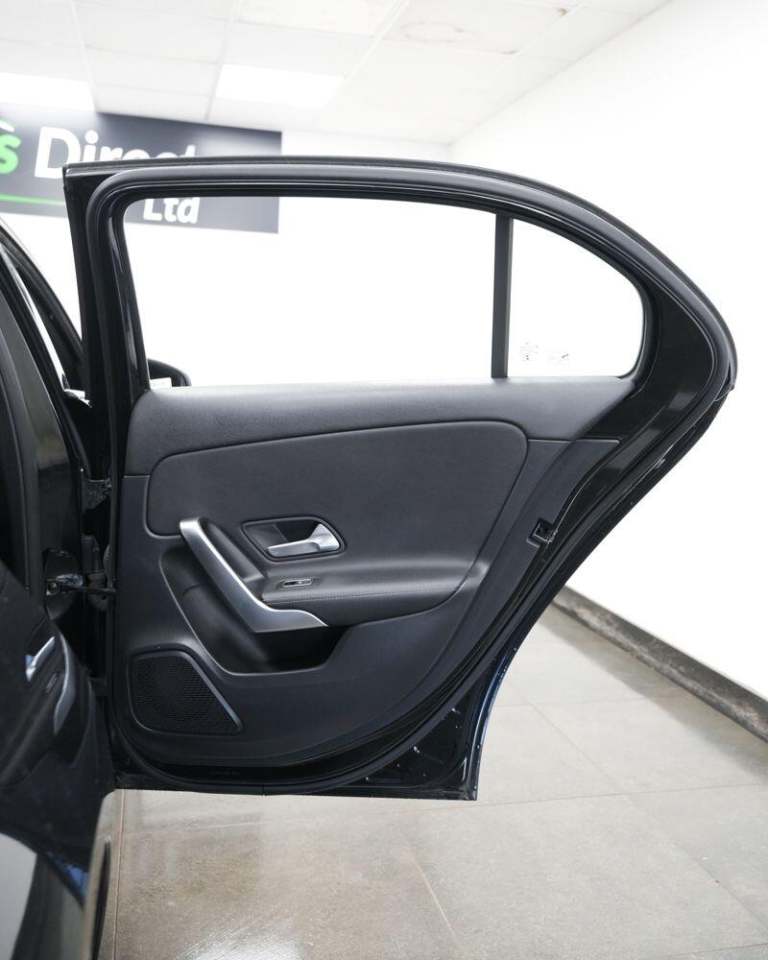 2018 Mercedes-Benz A-Class 1.5 A180d Sport (Executive) 7G-DCT Euro 6 (s/s) 5dr HATCHBACK Diesel A...