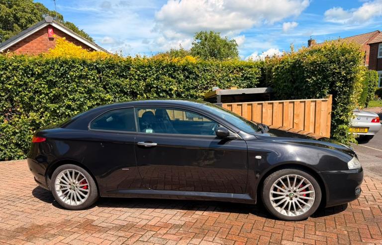 Alfa Romeo, GT, Coupe, 2008, Manual, 1970 (cc), 3 doors