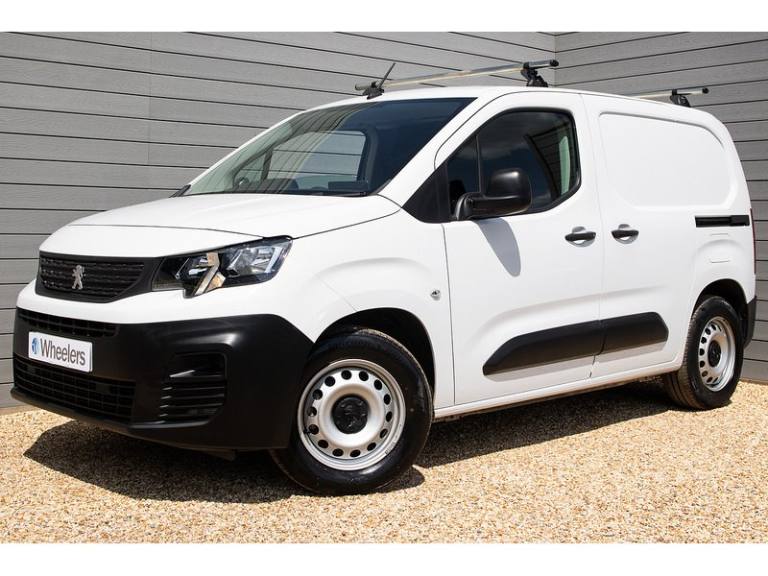 2023 Peugeot e-Partner 800 Professional Premium + Panel Van Electric Automatic