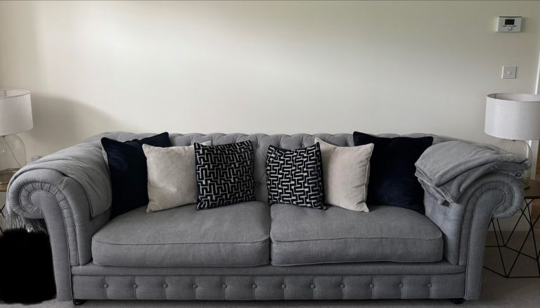 Chesterfield Sofa 