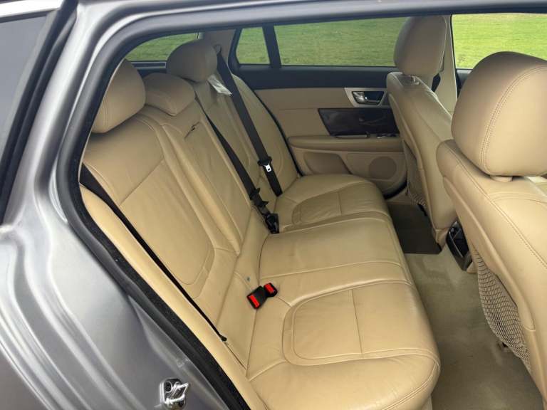 JAGUAR XF 2.2 d Premium Luxury 2013