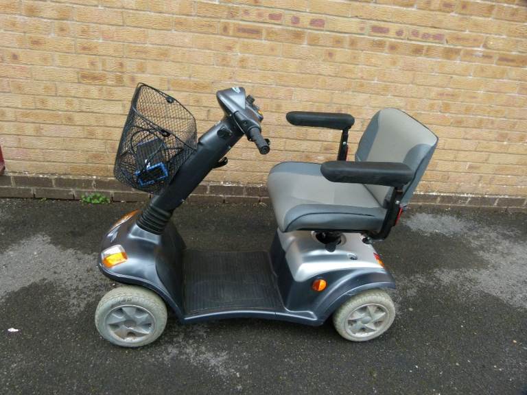 Kymco Super 4 Mobility Scooter. £299.00. (Chandlers Ford), £299.00 for Sale