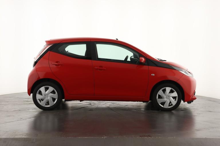 2017 Toyota AYGO 1.0 VVT-i X-Play 5dr x-shift HATCHBACK PETROL Automatic