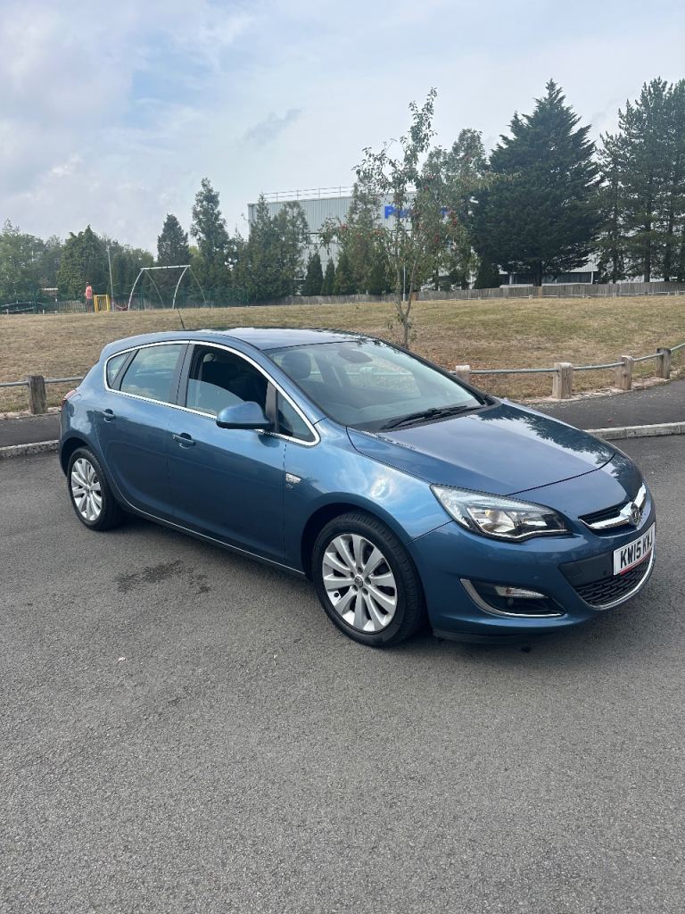 Vauxhall, ASTRA, Hatchback, 2015, Manual, 1598 (cc), 5 doors
