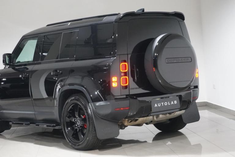 2023 Land Rover Defender 110 3.0 D250 MHEV HSE Hard Top SUV Auto 4WD MWB Euro 6 (s/s) 5dr PANEL V...