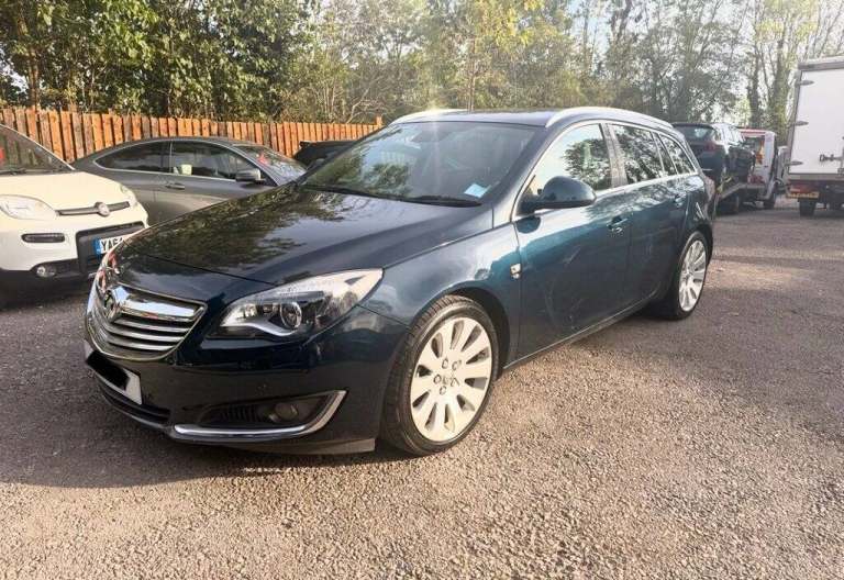 2014 Vauxhall Insignia 2.0 CDTi Elite Nav Sports Tourer 5dr Diesel Auto Euro 5 (163 ps) Estate Di...