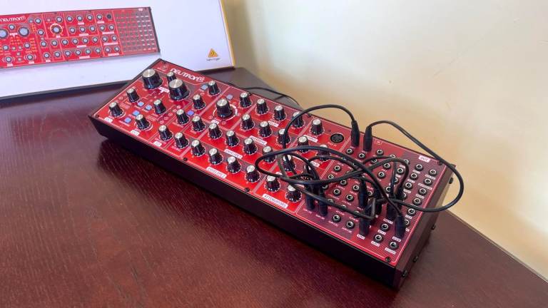 Behringer Neutron semi-modular analog synth