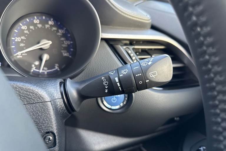 2022 Toyota C-HR 1.8 VVT-h Icon CVT Euro 6 (s/s) 5dr SUV PETROL/ELECTRIC Automatic