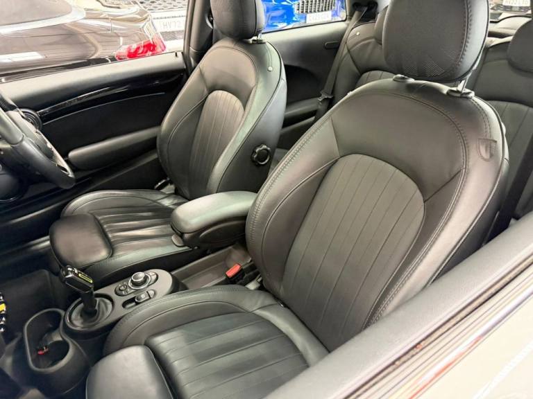 2021 MINI Electric Hatch Cooper SE 32.6kWh Level 3 Hatchback 3dr Electric Auto (184 ps) Hatchback...