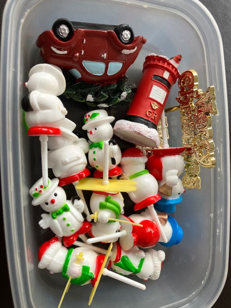 Christmas cake toppers 