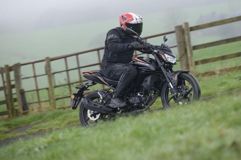 QJMotor TRX 125 2026