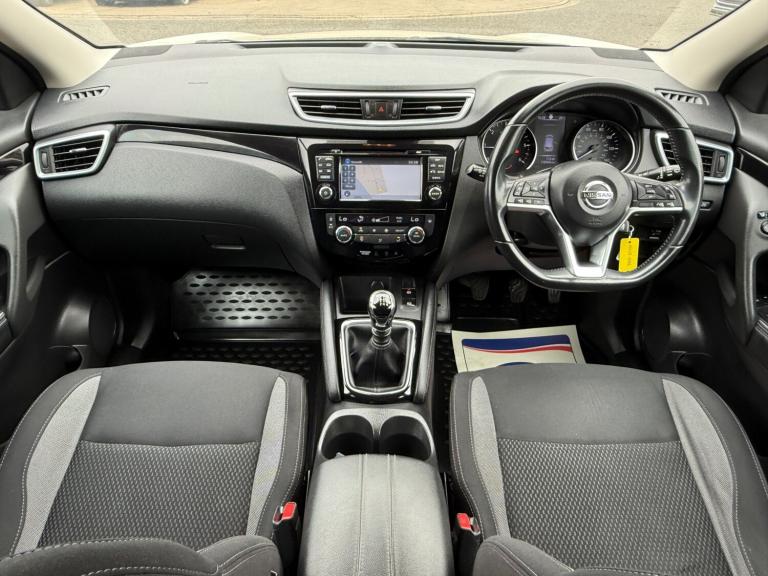 ** GREAT VALUE ** 2018 (68) Nissan Qashqai 1.5 dCi Acenta Premium 5 dr hatchback