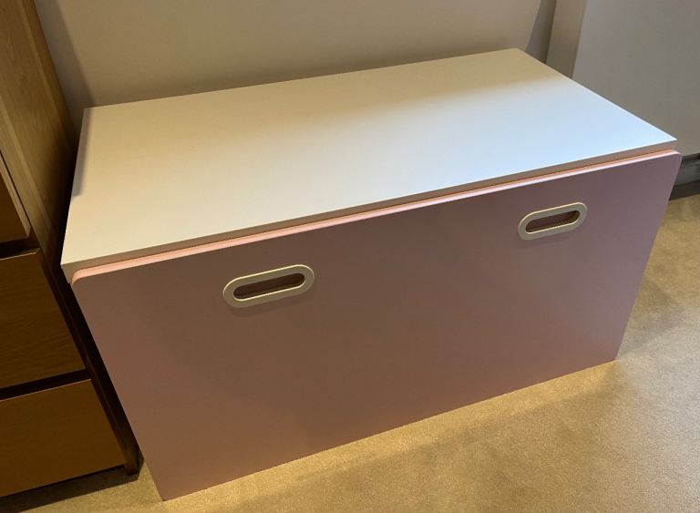 900x500 Ikea storage bench 