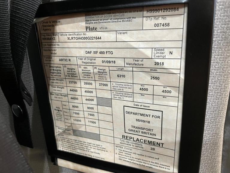 DAF XF106 480 SUPER SPACE CAB *EURO 6* 6X2 TRACTOR UNIT - 2018 - WK68 AYZ